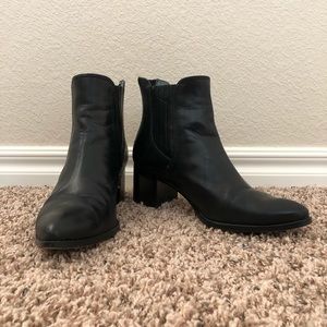 Halogen Black Leather Booties/ Ankle Boots